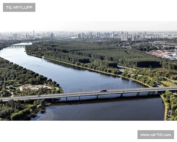 北京通州运河奥体足球场改造完成万人主场迎接中冠首场比赛 北京通州运河奥体足球场改造完成万人主场迎接中冠首场比赛